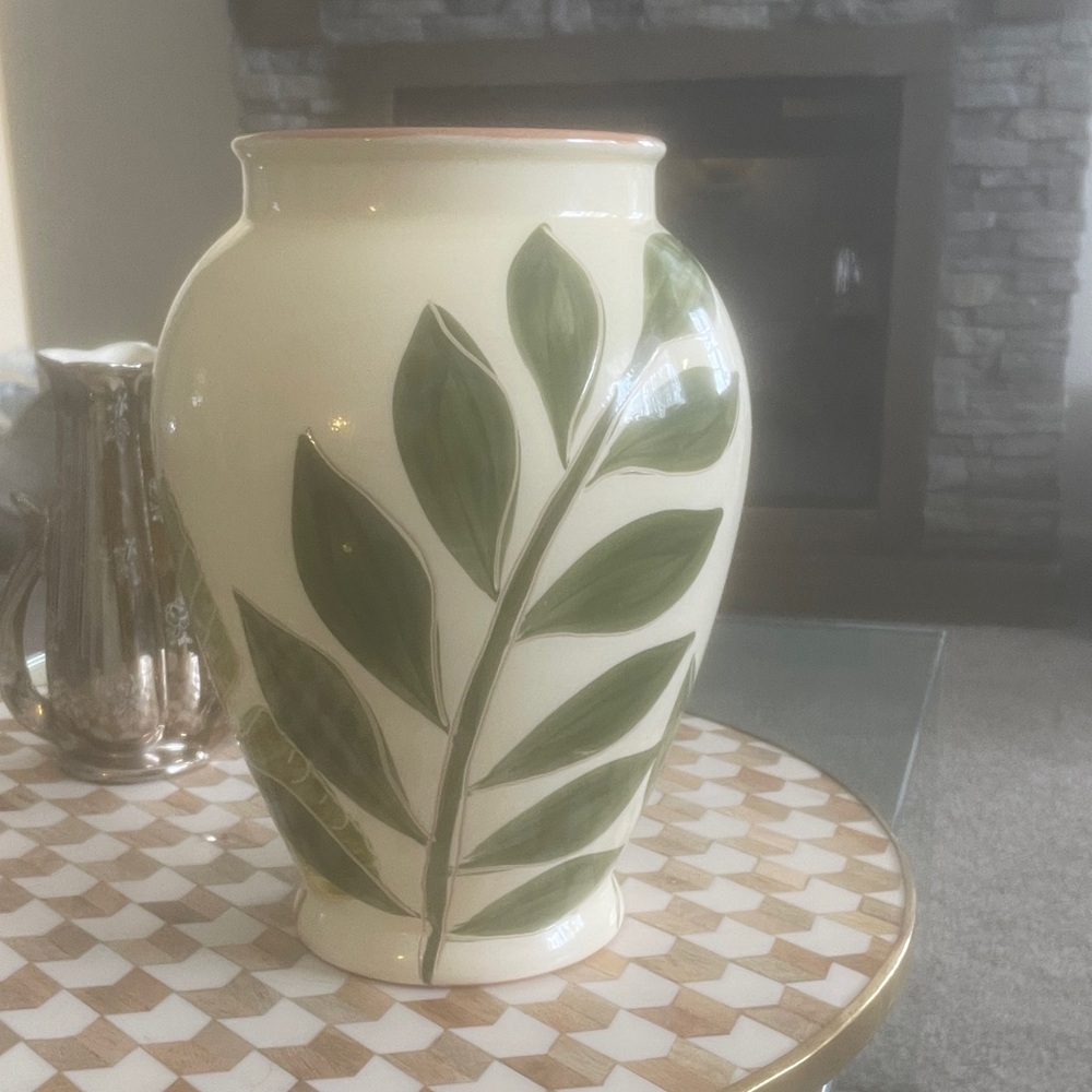 Molde Ceramic Vase with Peach Rim